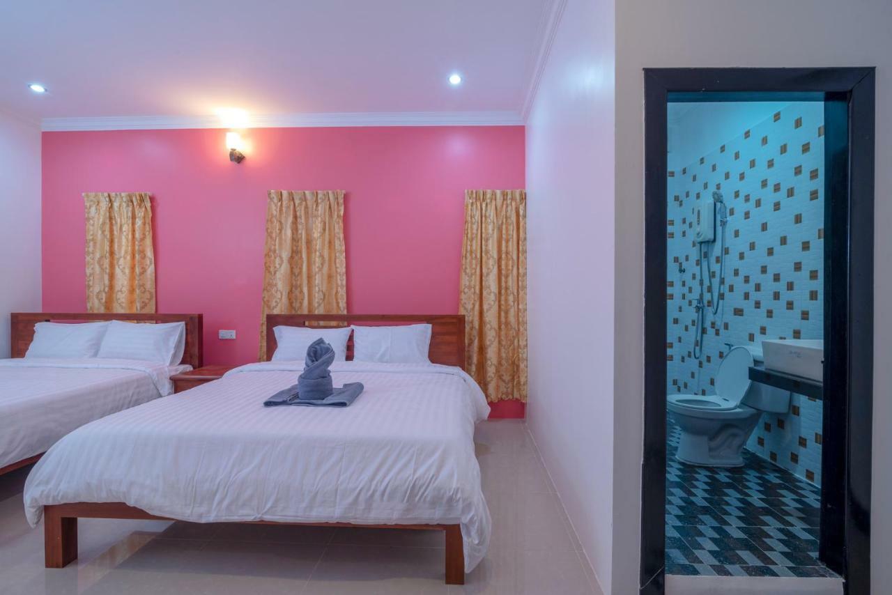 AGOGO Hostel Siem Reap Buitenkant foto
