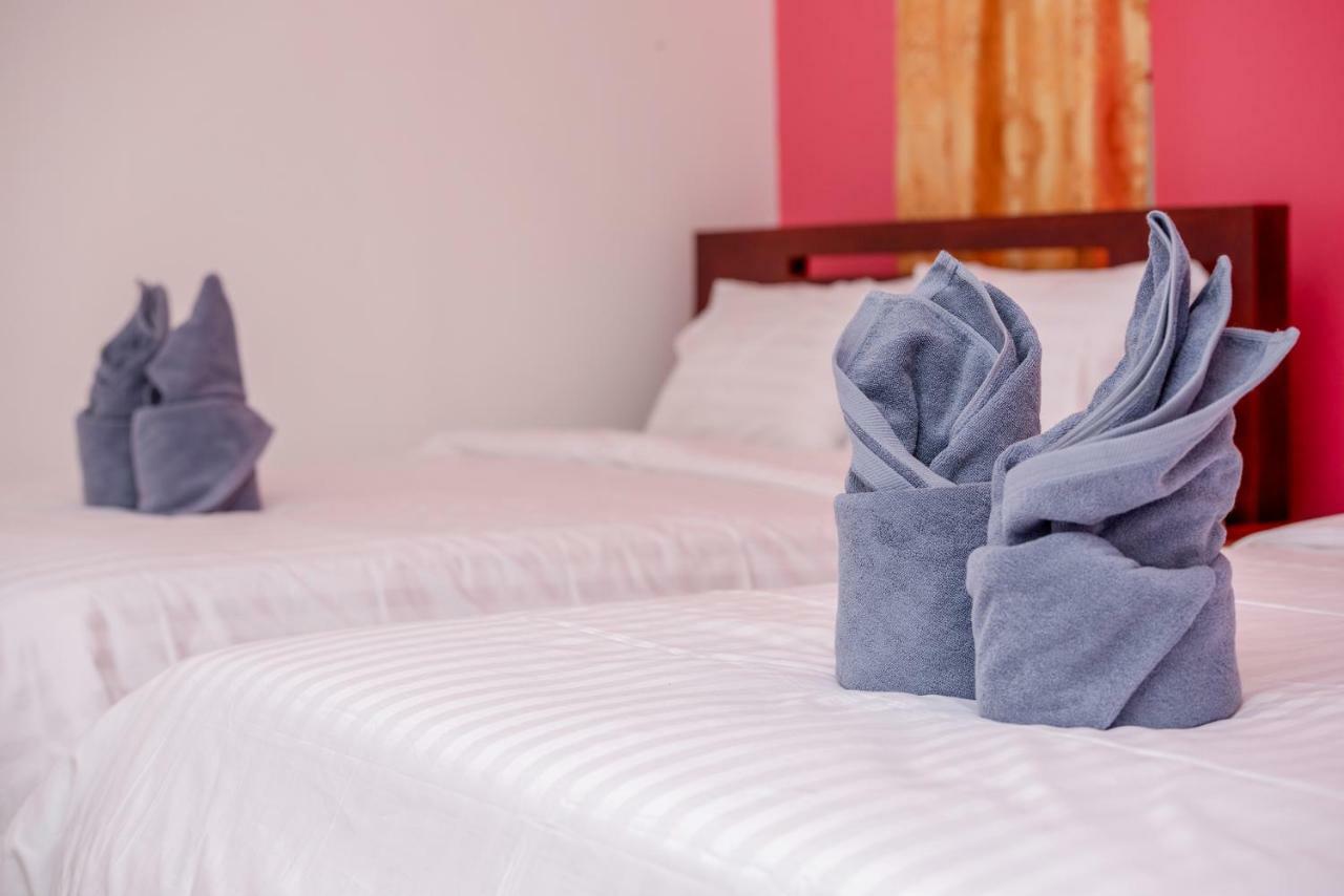 AGOGO Hostel Siem Reap Buitenkant foto